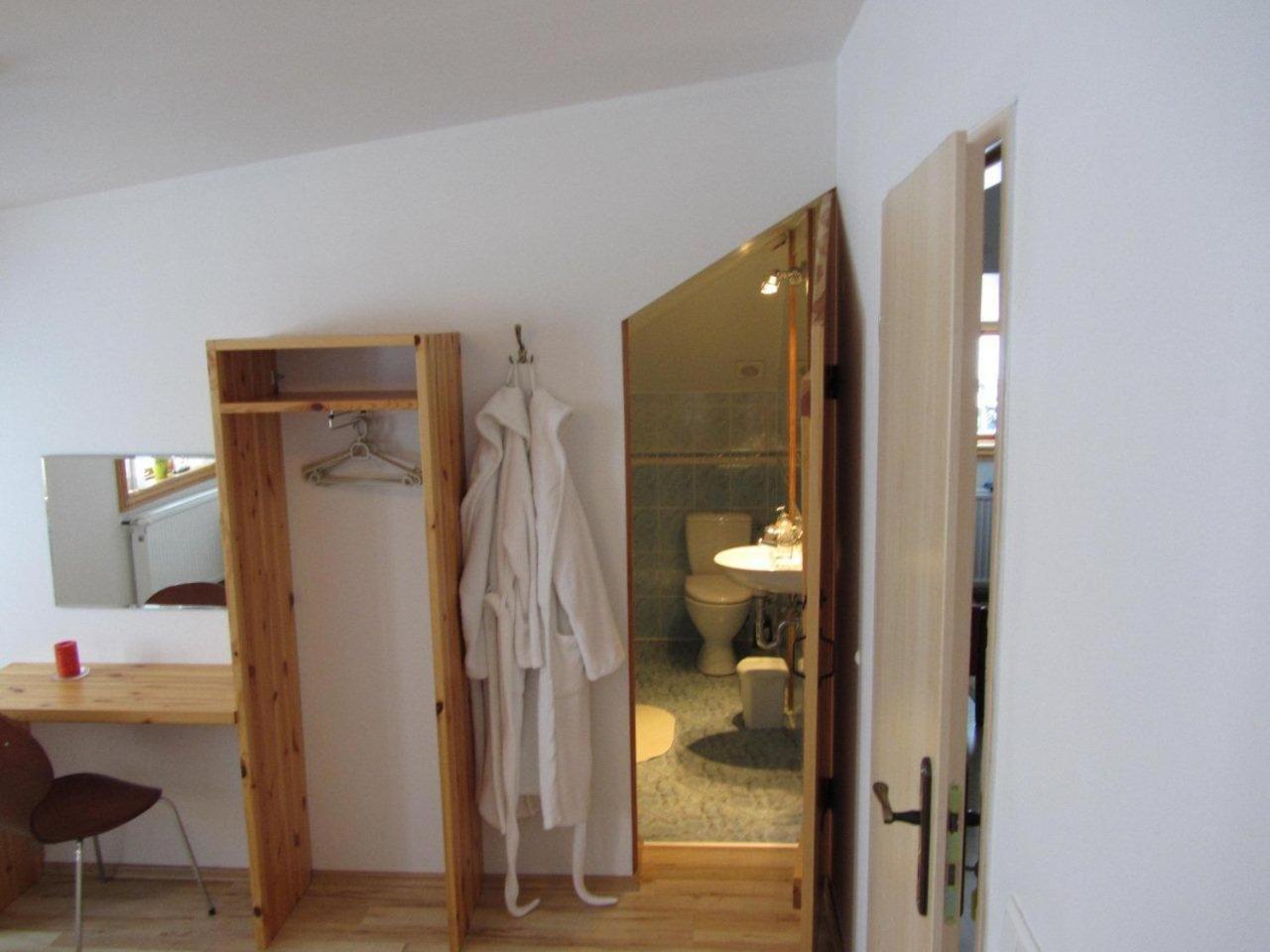 Guesthouse Storu-Laugar Екстериор снимка