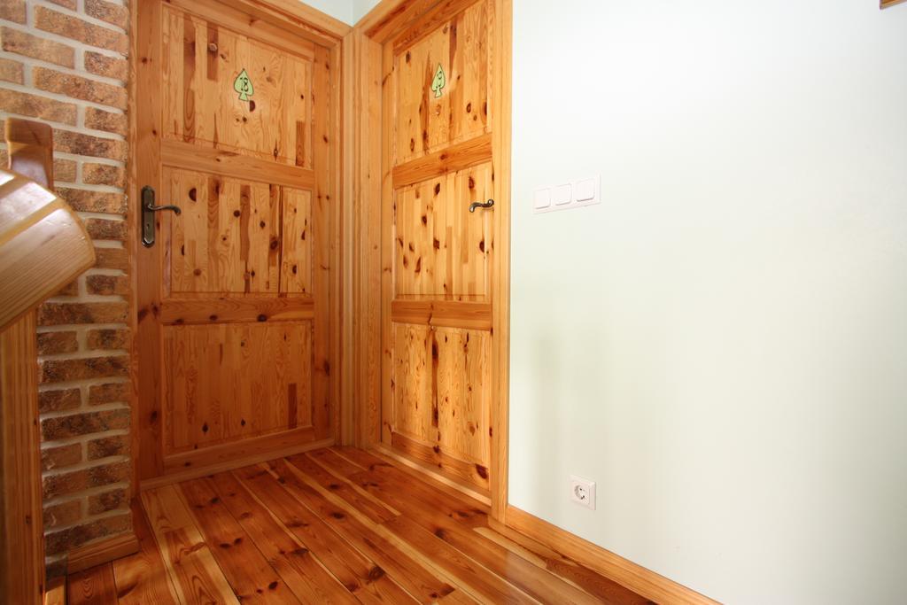 Guesthouse Storu-Laugar Екстериор снимка