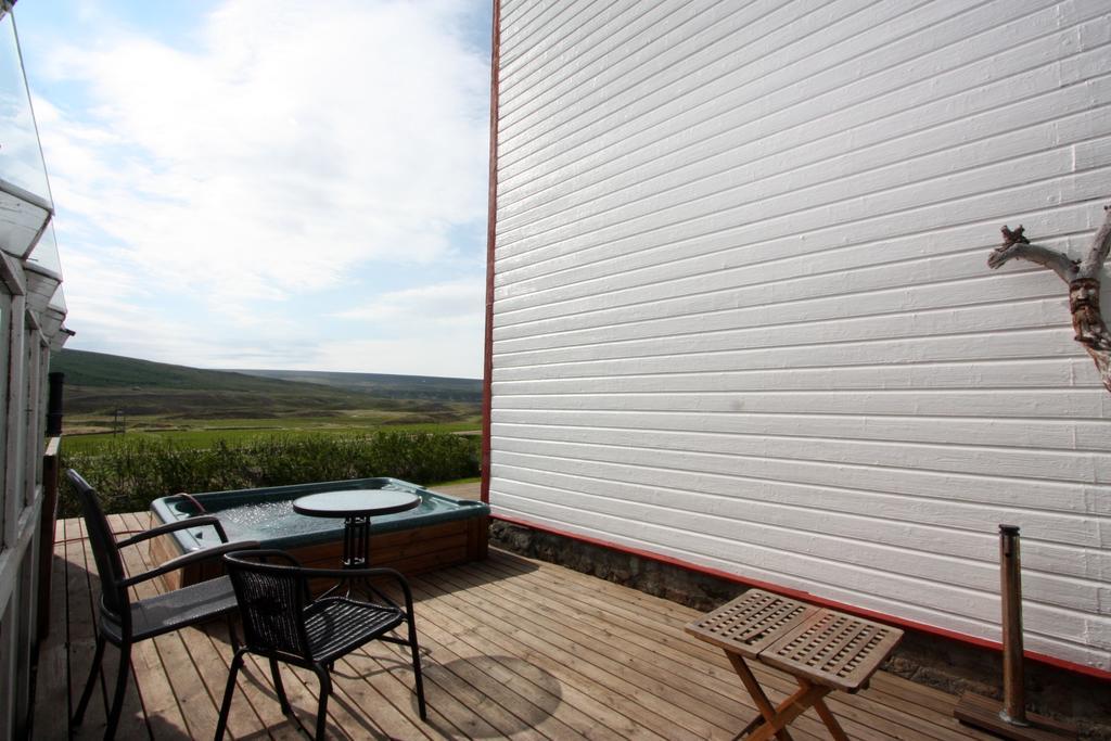 Guesthouse Storu-Laugar Екстериор снимка