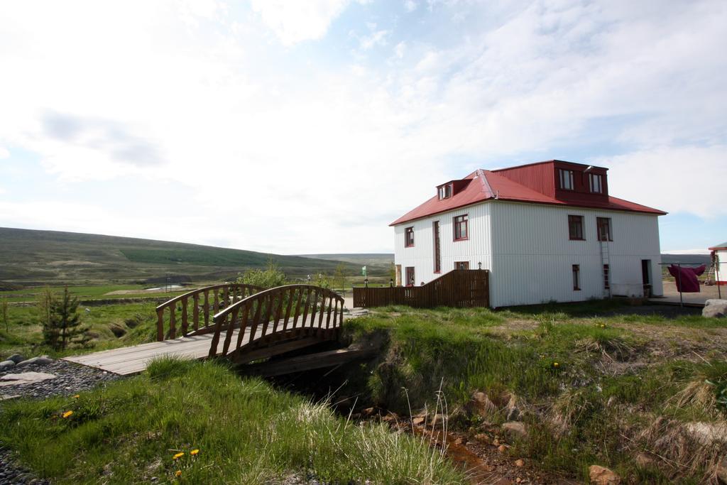 Guesthouse Storu-Laugar Екстериор снимка