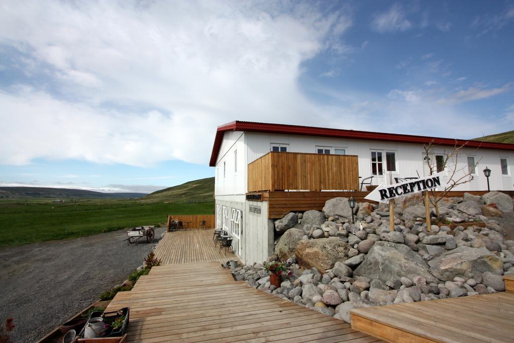 Guesthouse Storu-Laugar Екстериор снимка
