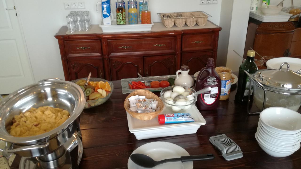 Guesthouse Storu-Laugar Екстериор снимка