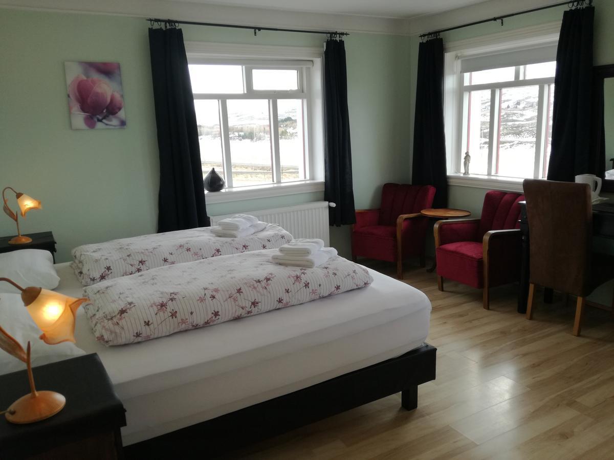Guesthouse Storu-Laugar Екстериор снимка